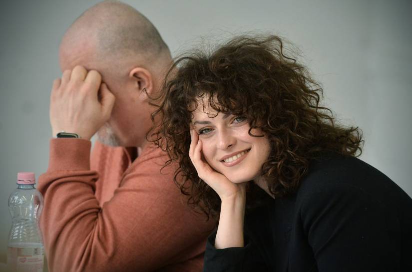 Rákaptam a bohózat ízére
